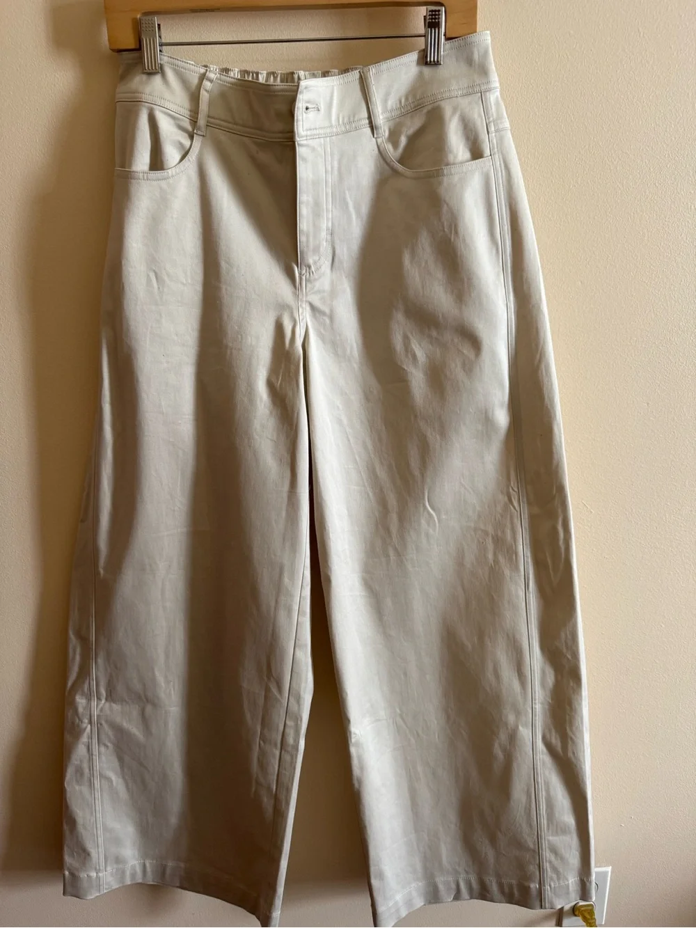 ALO Yoga Cream High-Waist Wide-Leg Trousers
